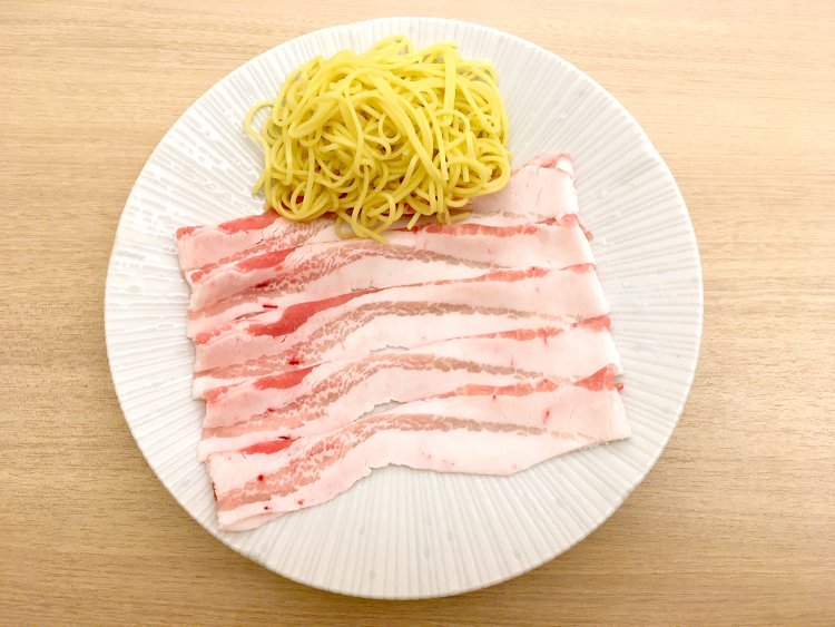 そして本日の主役、霧島ロイヤルポークの黒豚の登場！