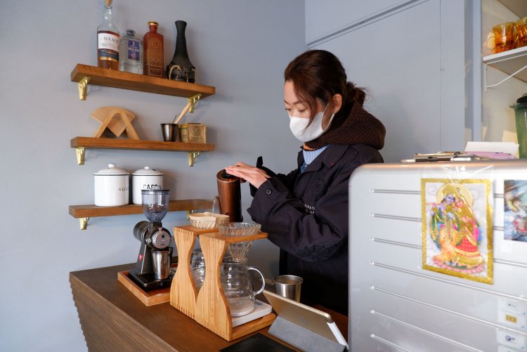 店主の堀さん。