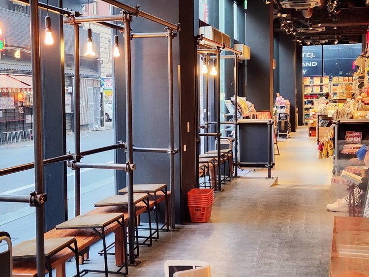 AWESOME STORE＆CAFE IKEBUKURO4