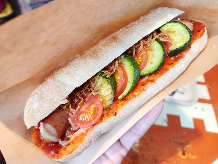 AWESOME STORE＆CAFE IKEBUKURO9