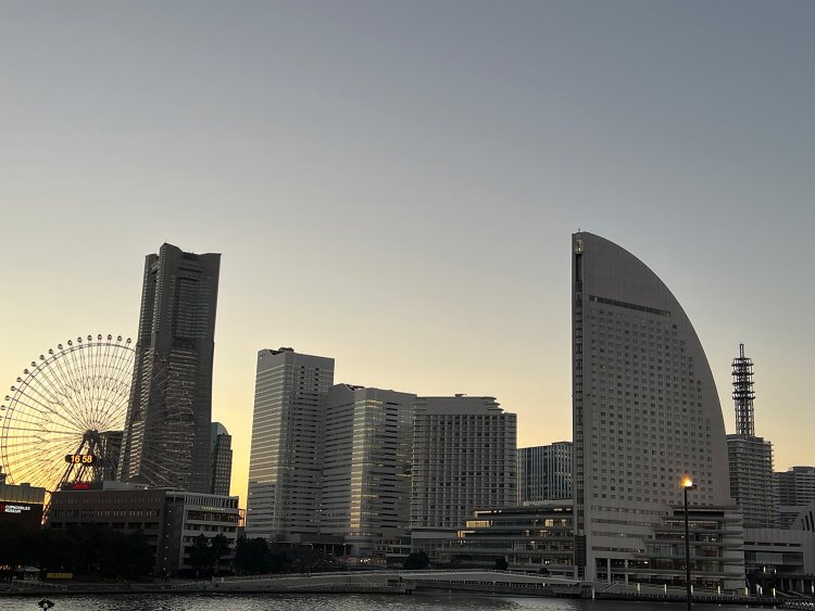 『桜木町』の歌詞にでてくる観覧車も、現在は高層建築が増えて見えづらくなったか？