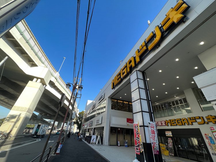 幾多の名曲が生まれた「バンドホテル」は、かつてこの場所にあった。