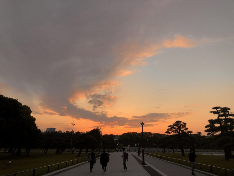 【カメラガールズ】ホワイトバランス