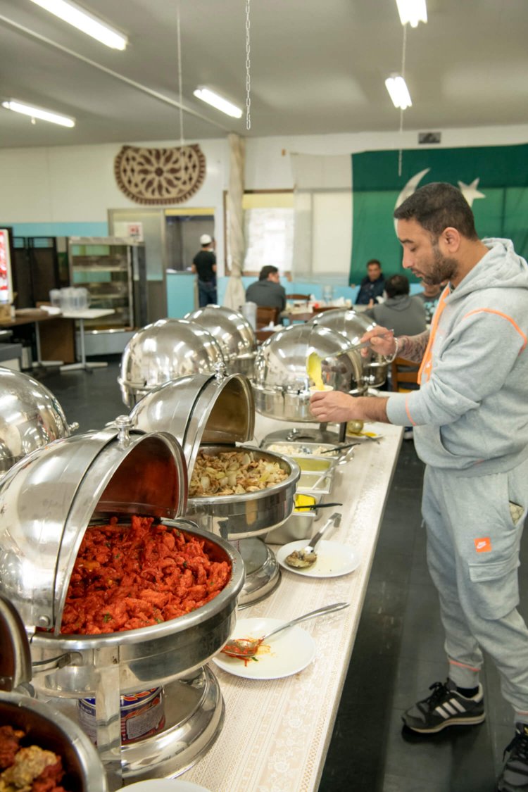 『パミールレストラン』のビュッフェ。