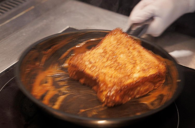 【散歩の達人】古典的フレンチトーストの美学