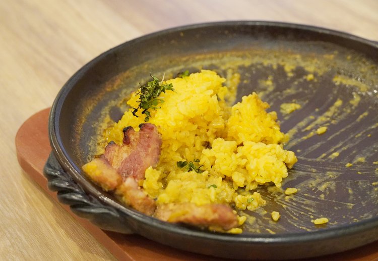 食べていると、カレーとライスの配分が間違うことってあるよね。