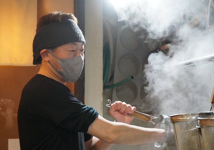 「店の広報はおまかせ！」という辻さん。