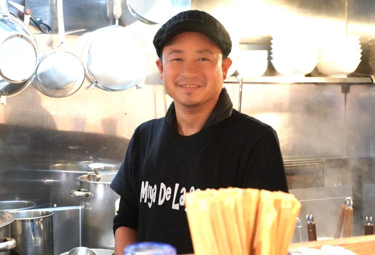 日々の探究を怠らない、店主の榎本直記さんが作りあげた究極の1杯を楽しめる。