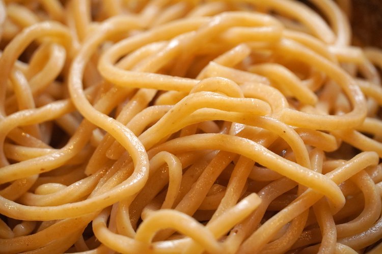 よく見ると、プチプチとした胚芽が黒く見える。