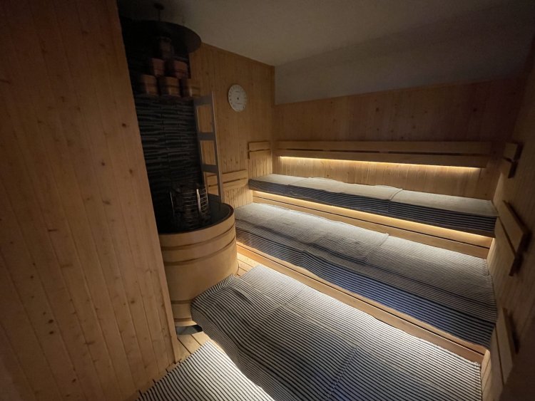 桶をモチーフにした目にも楽しいサウナ。