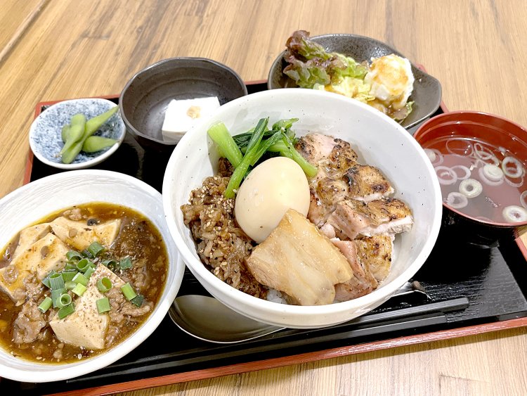 みっくす丼850円。毎日限定6食なのでお早めに。