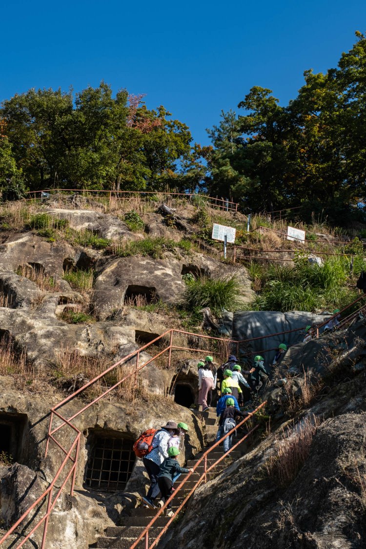 埼玉県吉見町1吉見百穴