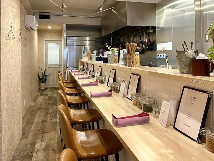 【としまらいふ】サ飯食堂