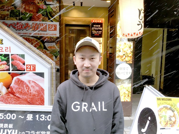 総料理長の岩田拓也さん。生憎の天気の中ありがとうございました。