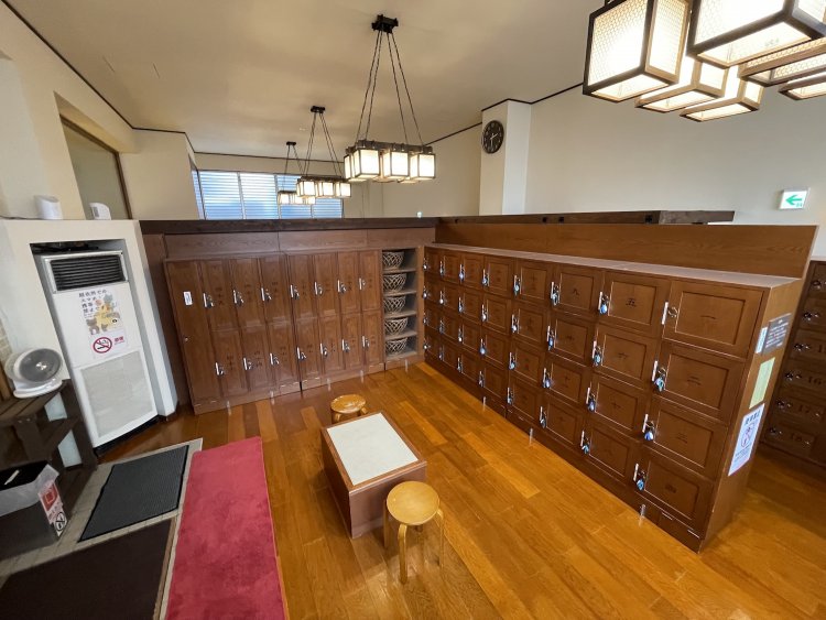 レトロと新鮮さが混在するデザイン。