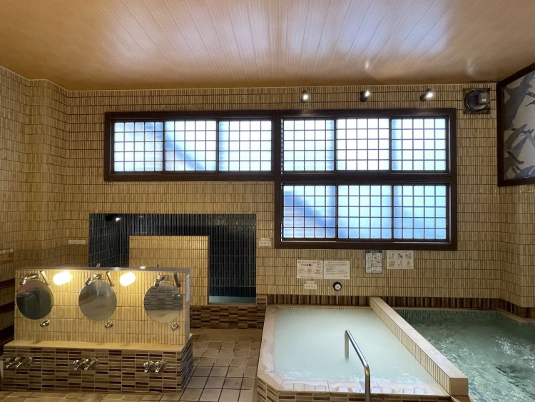 万年湯（マンネンユ）