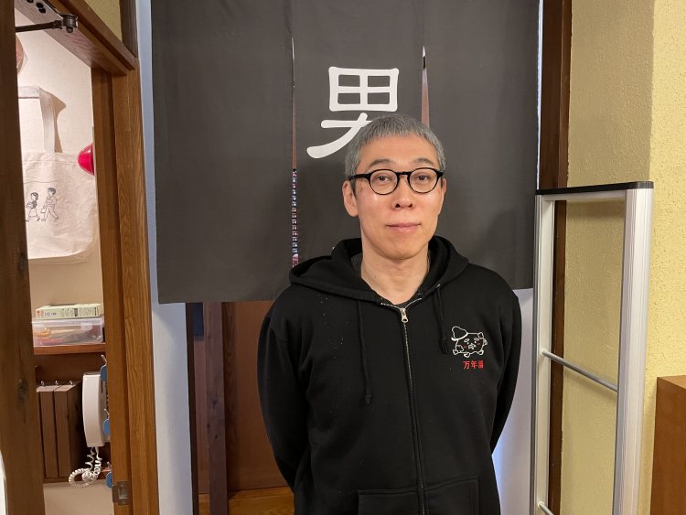 店主の武田信玄さん。