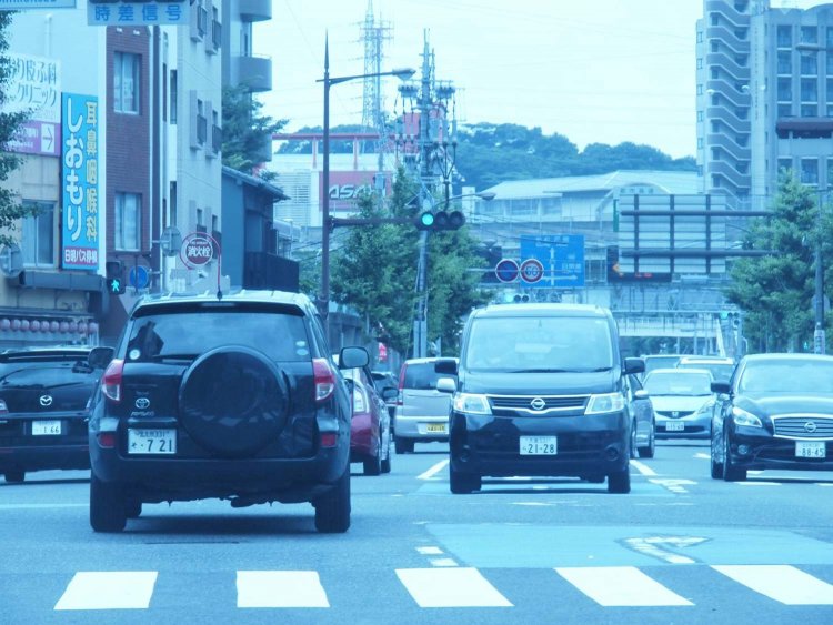 【カメラガールズ】いつもの写真に色彩効果をプラス