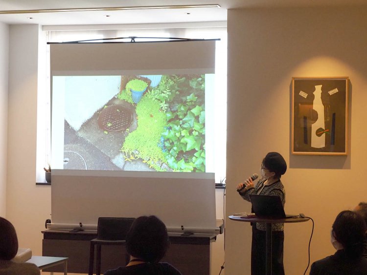 村田あやこさん（右）。