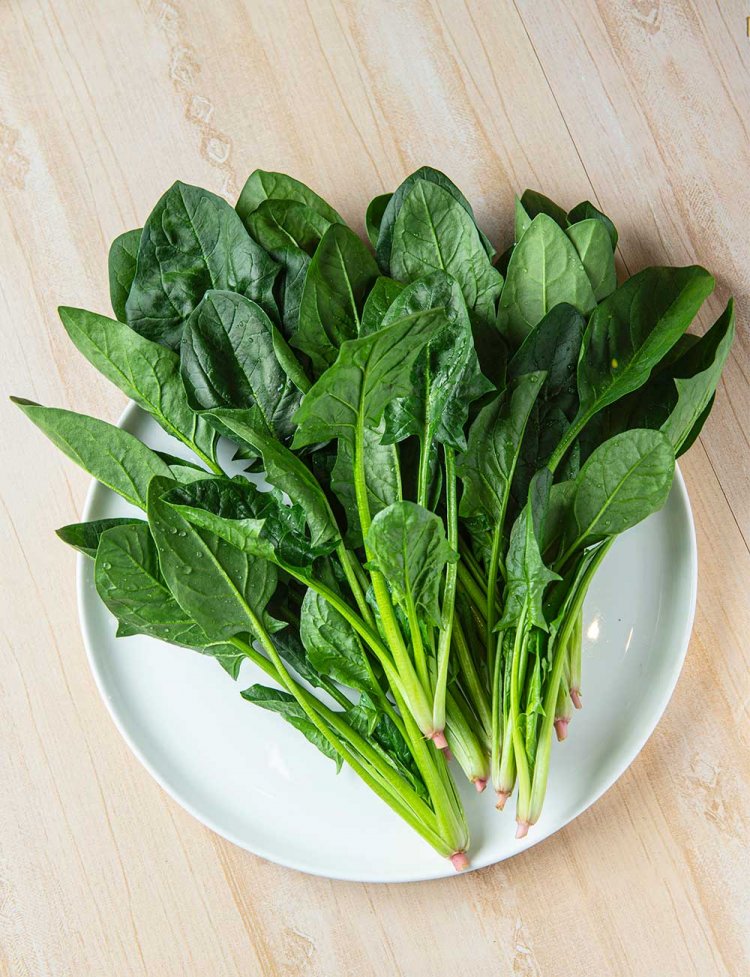 「清瀬ベジフルパーティー」のホウレン草。