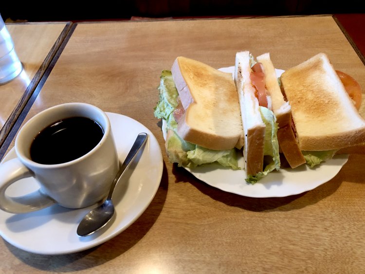 フォーク喫茶 香林坊（ふぉーくきっさこうりんぼう）