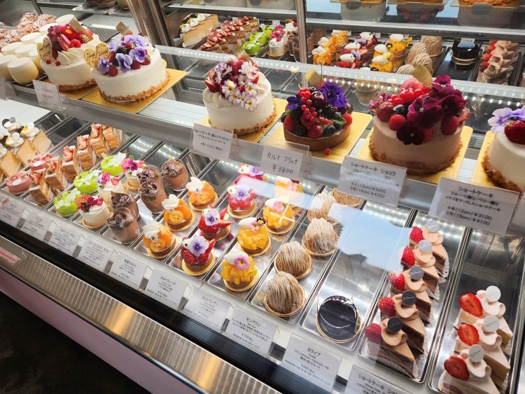 パティシエ ヒロ・ヤマモト