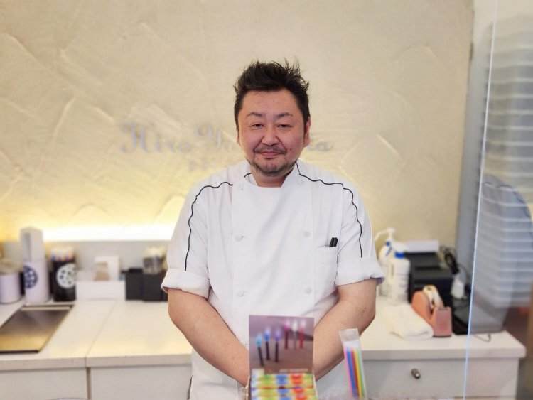 オーナーシェフ 山本 浩泰さん。