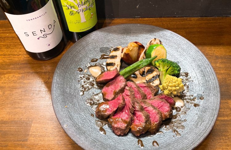 付け合わせの野菜も甘くて美味しい。