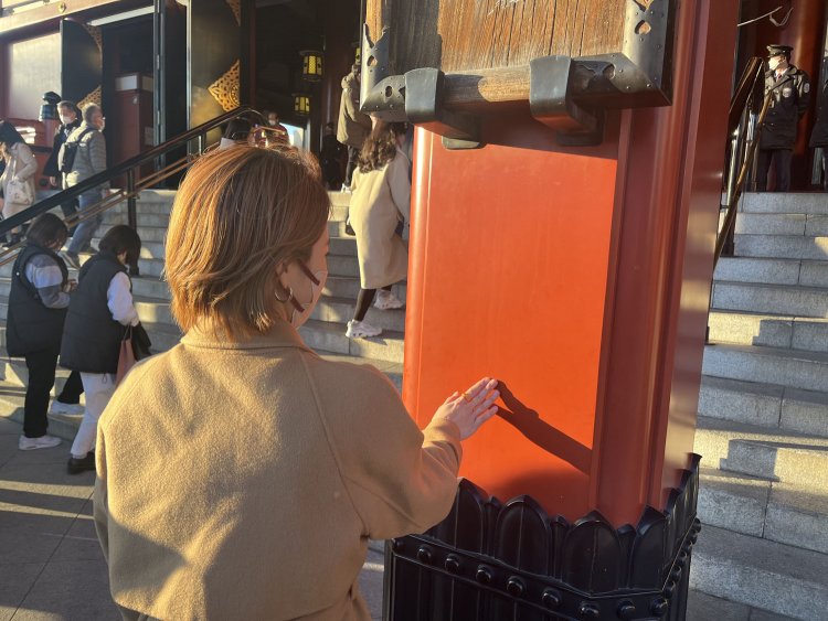 コンクリート。