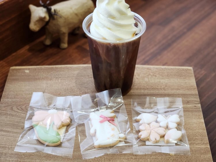 アイシングクッキー 1つ400円。