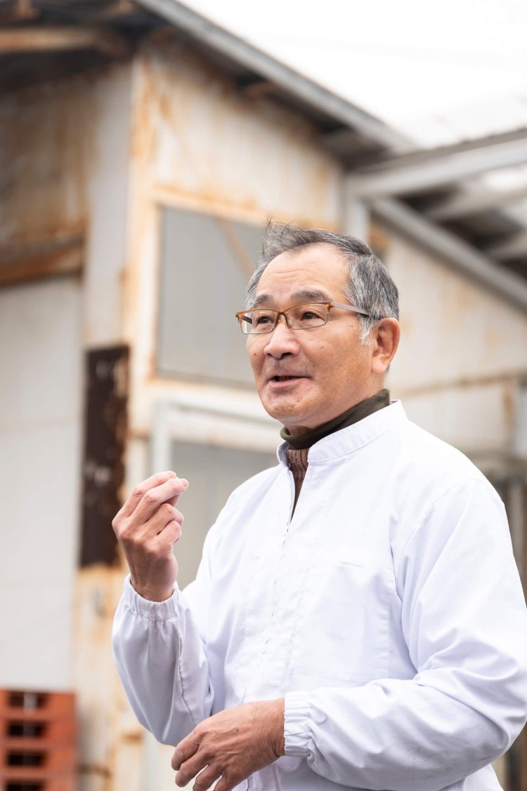 「柳久保かりんとうは、現在、月300㎏ほど作ってます」と中谷社長。