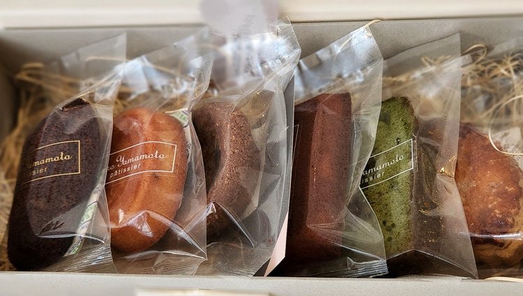 焼き菓子セット2200円。