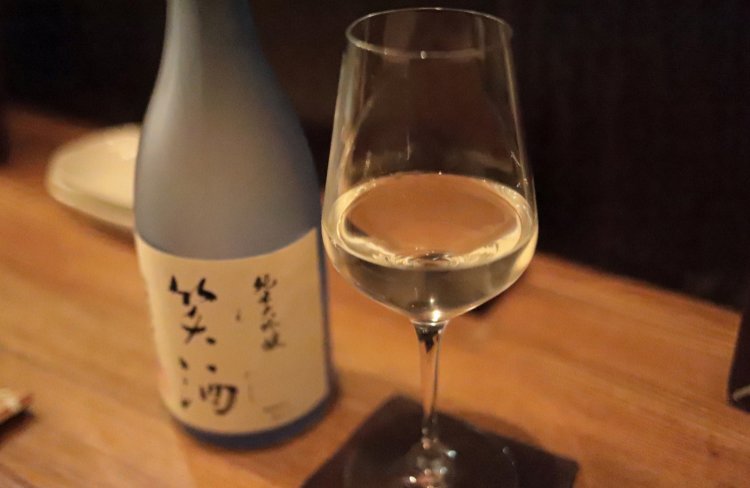 店名の由来となった笑酒はすっきりとおいしい名酒。