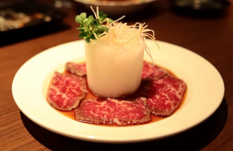 盛り付けにも手を抜かない。