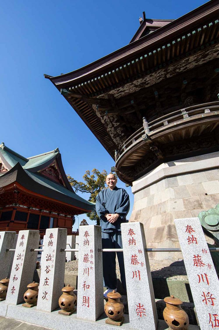 「鐘楼は大工さんも見学にくる精巧な建築物です」