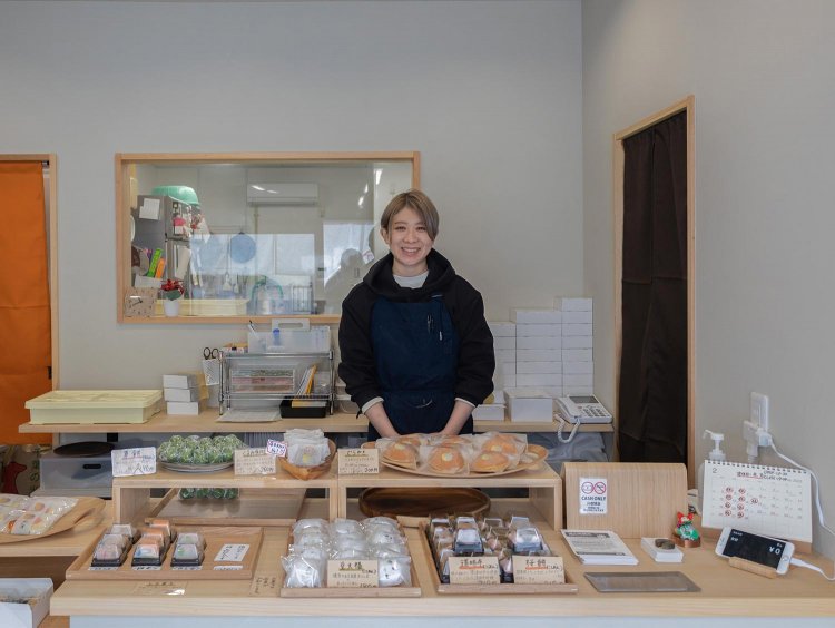 「季節の和菓子もたくさん揃えています」。