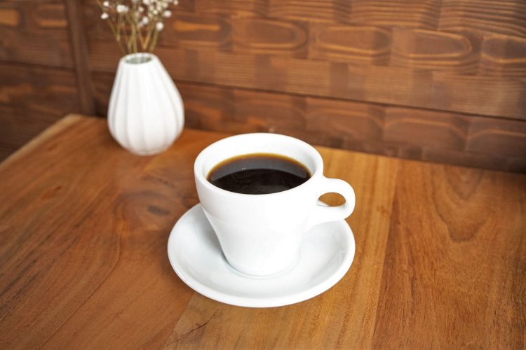 グリーンコーヒー（HOTのみ）630円。写真提供：『TARTE & LOVE CAFE』。