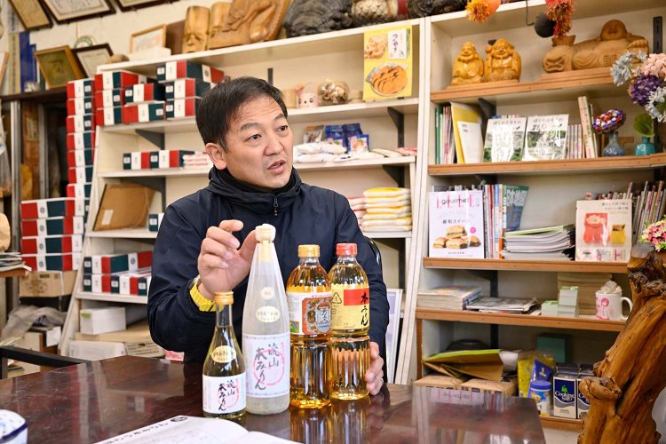 金子さんは流山本みりんの宣伝担当でもある。「みりんのことなら何でも聞いてください！」