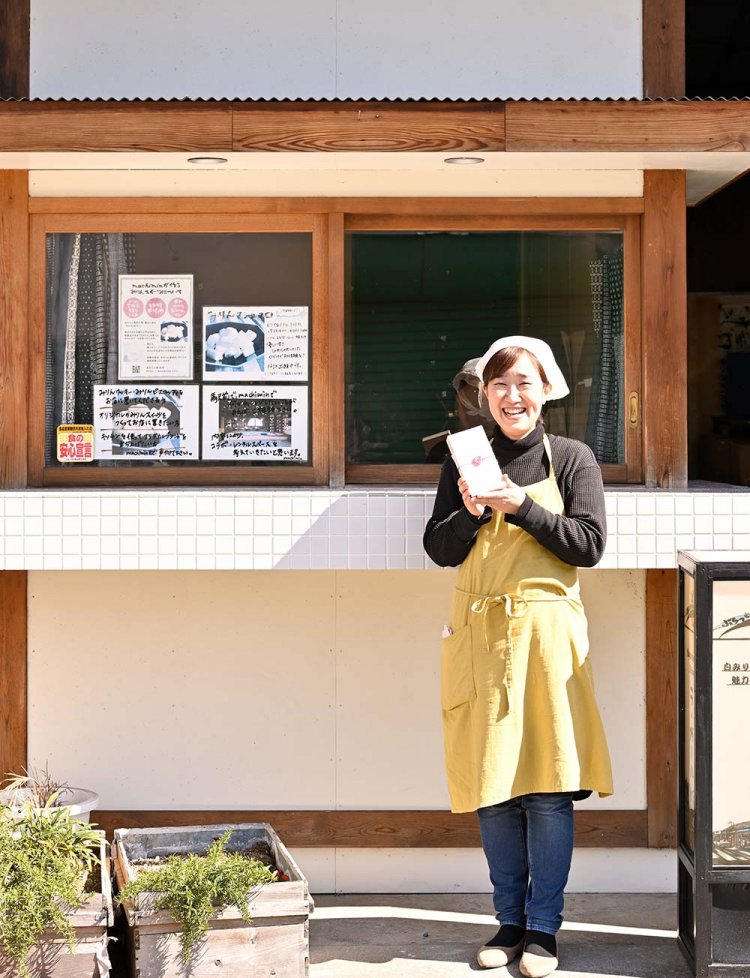 佐藤さんはレシピも考案。「もっと意外性のあるみりん商品も考案中です」