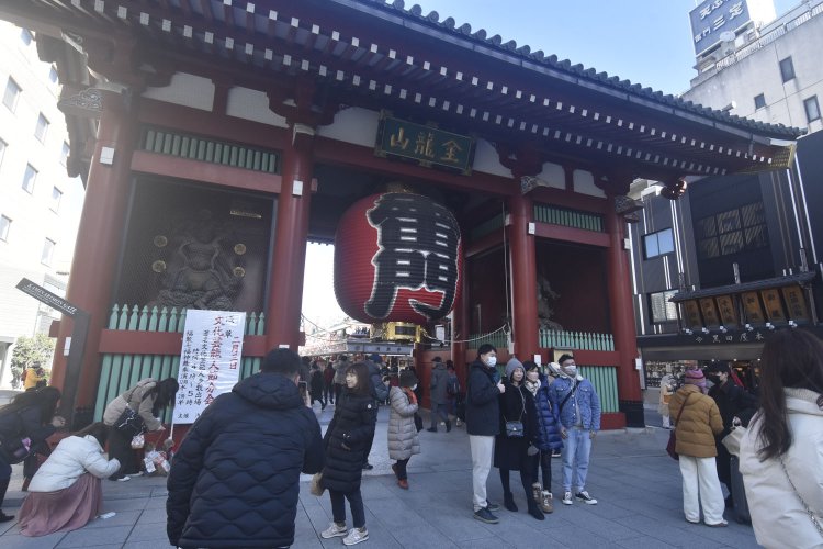 浅草の顔とも言える雷門。