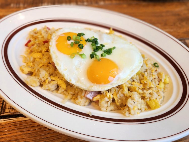 ハワイアンフライドライス 1298円。