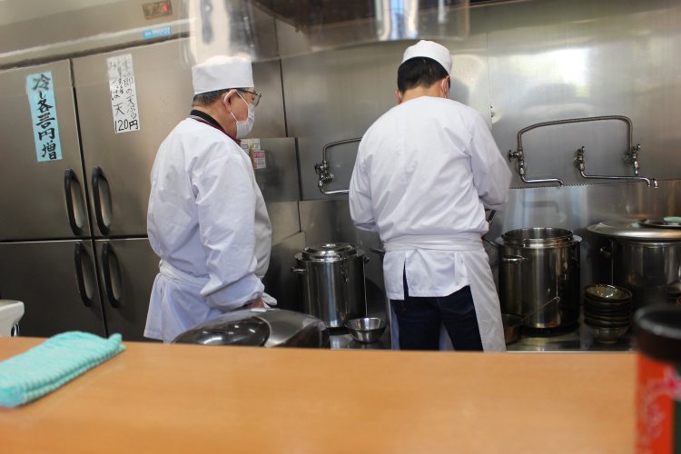 立ち食いそば　鈴しげ