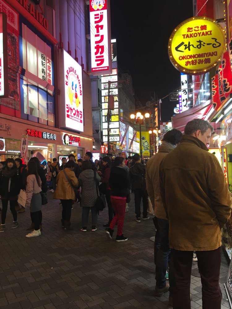 道頓堀は浅草や京都よりも外国人比率が高いような気がする。