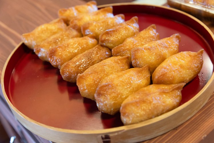 いなり寿司120円は持ち帰り可。