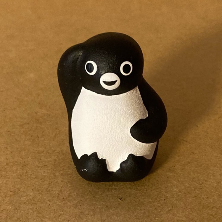 たくさん並んで売られている姿がかわいいペンギン。