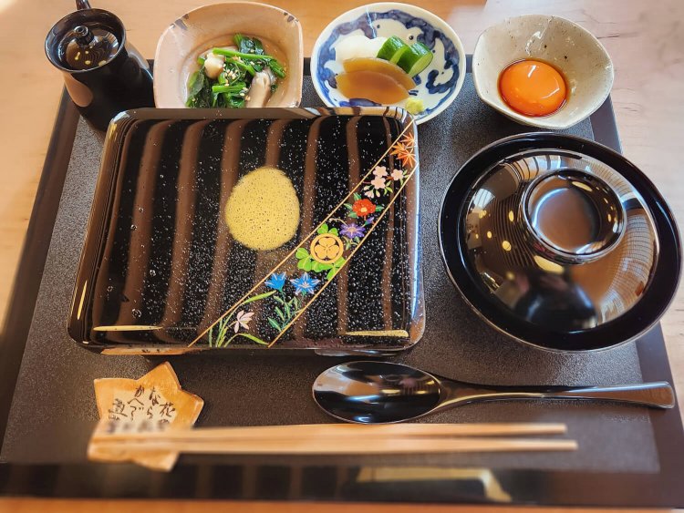 割きたてうな重。