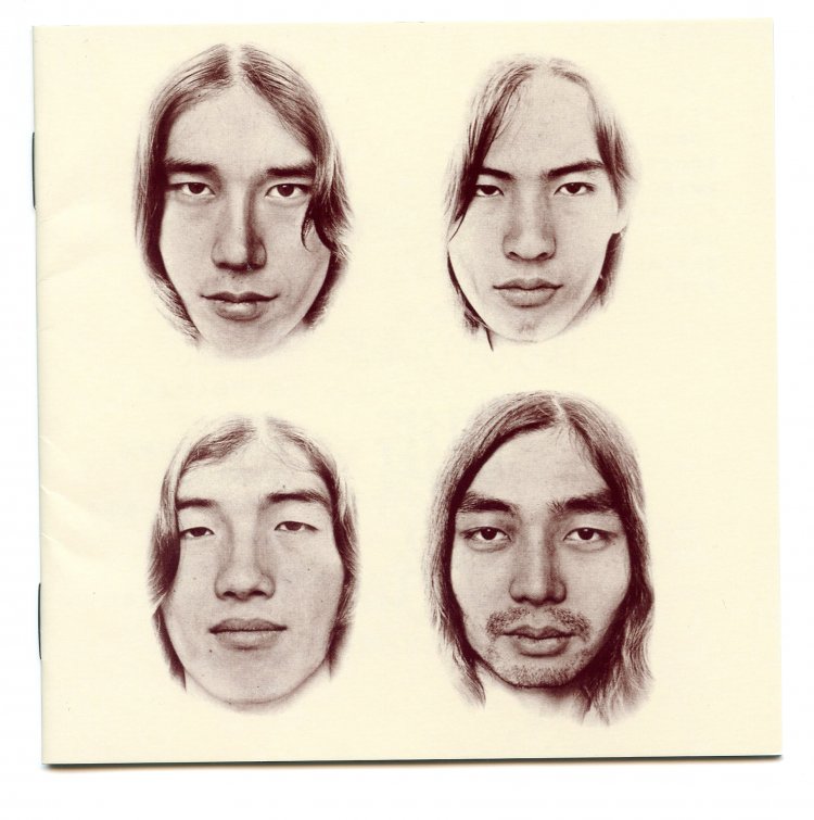 1971年リリースのはっぴいえんど『風街ろまん』。ジャケット裏面に、アメリカ村で撮影した4人の写真が使われている。