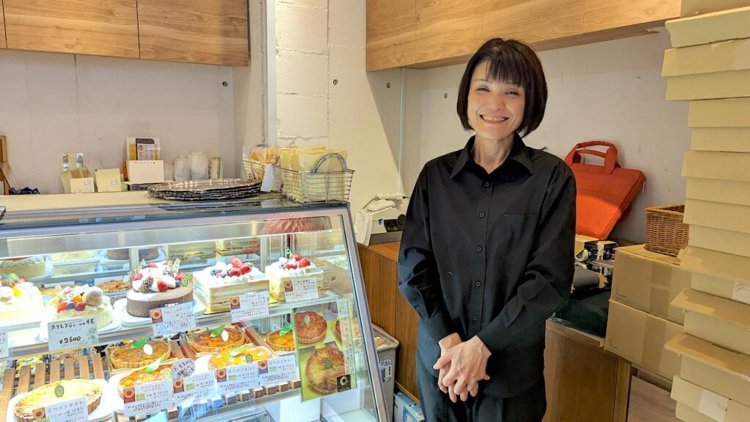 代表の折原さん。