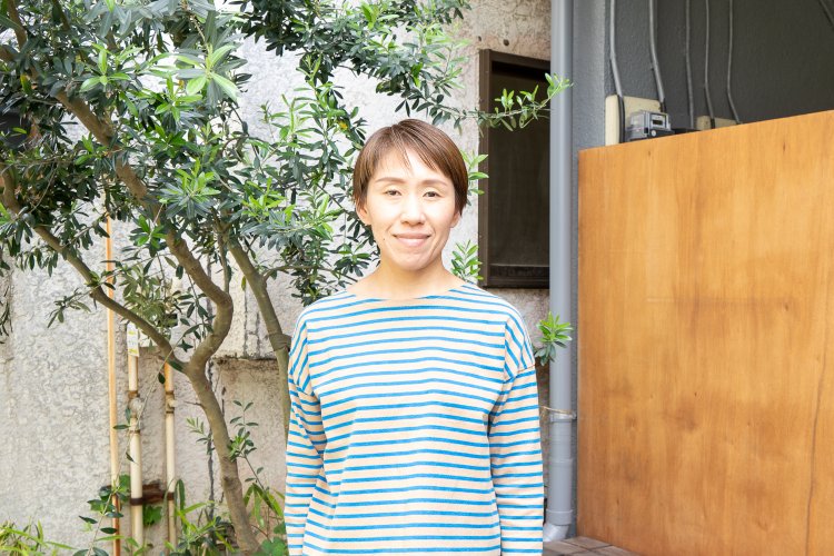 店主の嶋田玲子さん。