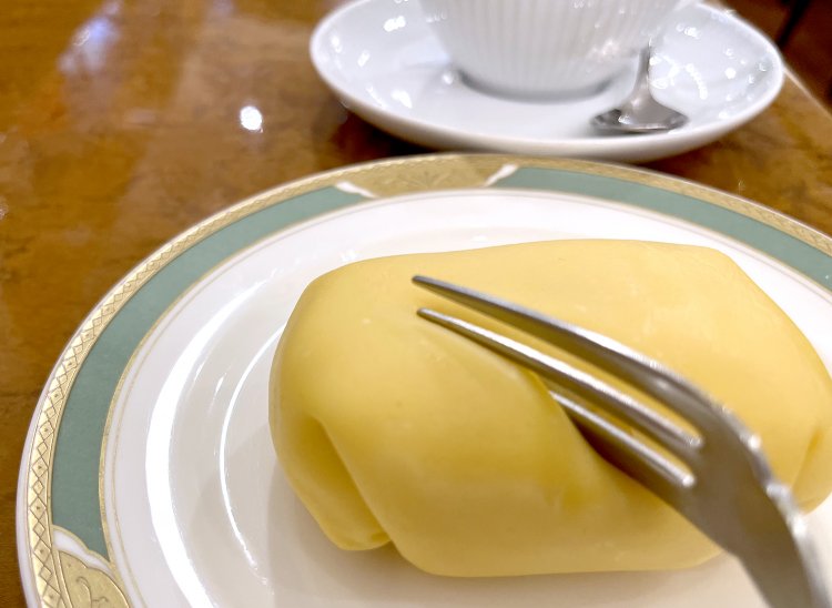 生地とクリーム、バナナまでもっちもち！